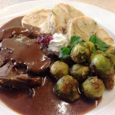 Burgunderschmorbraten vom Reh